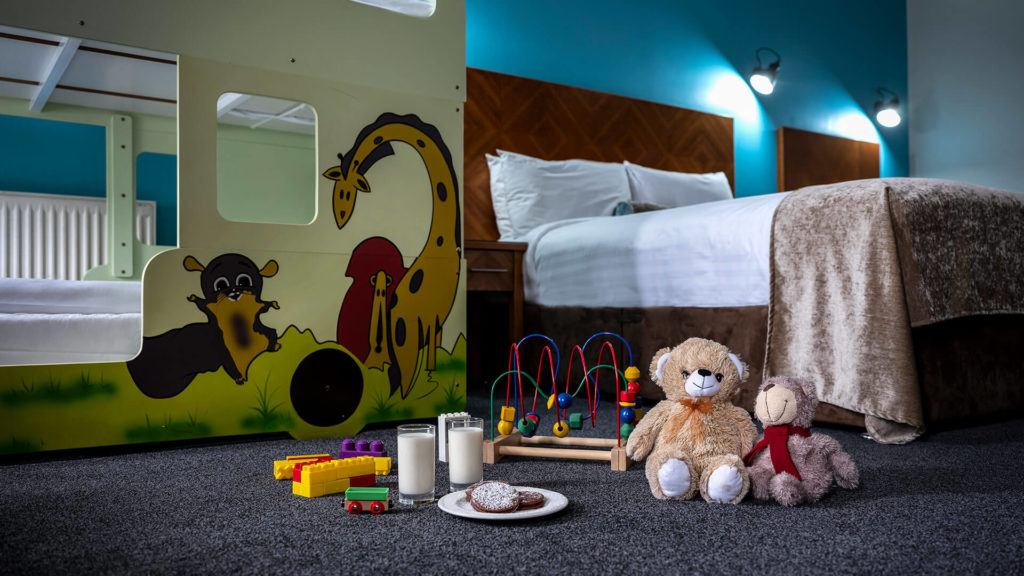 treacys-group-family-room-01